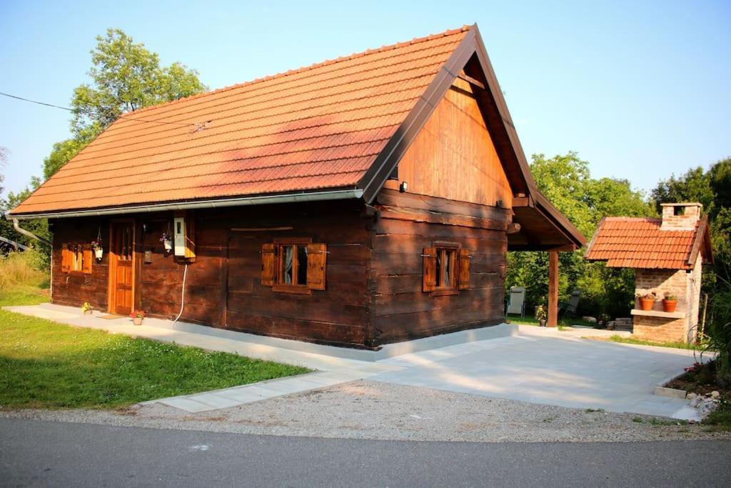 Holiday Home The Hive Slunj Exterior photo
