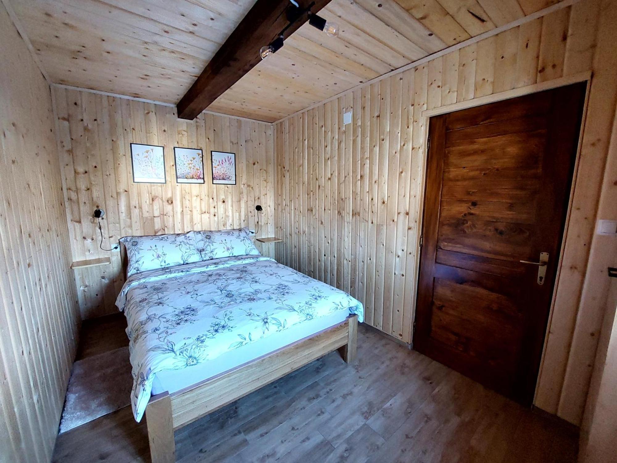 Holiday Home The Hive Slunj Exterior photo