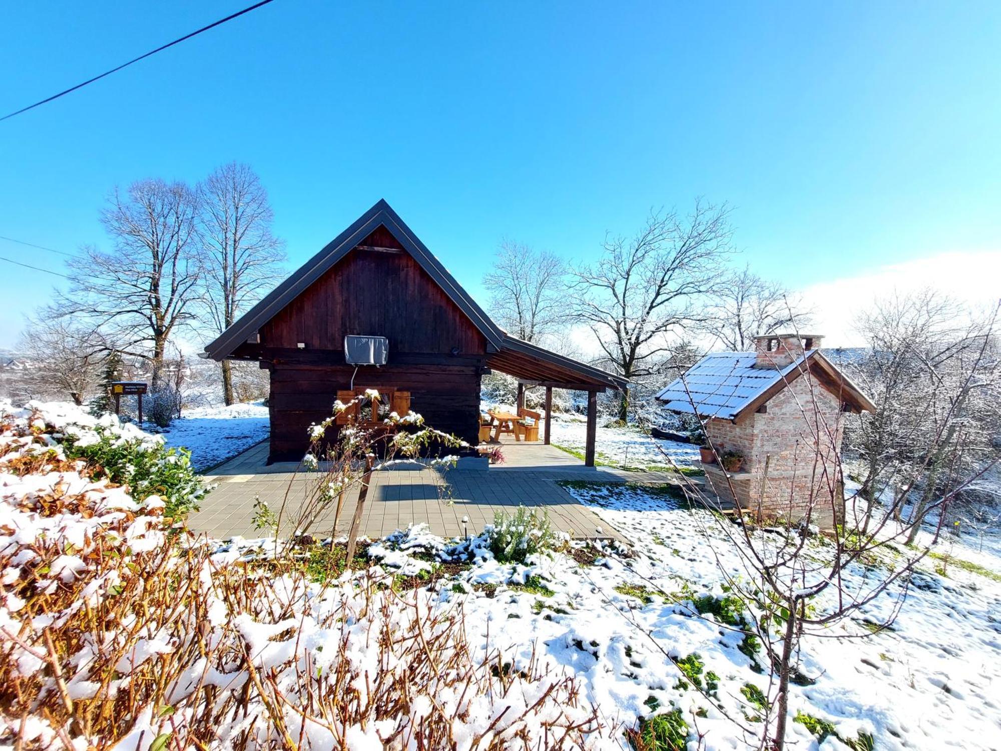 Holiday Home The Hive Slunj Exterior photo