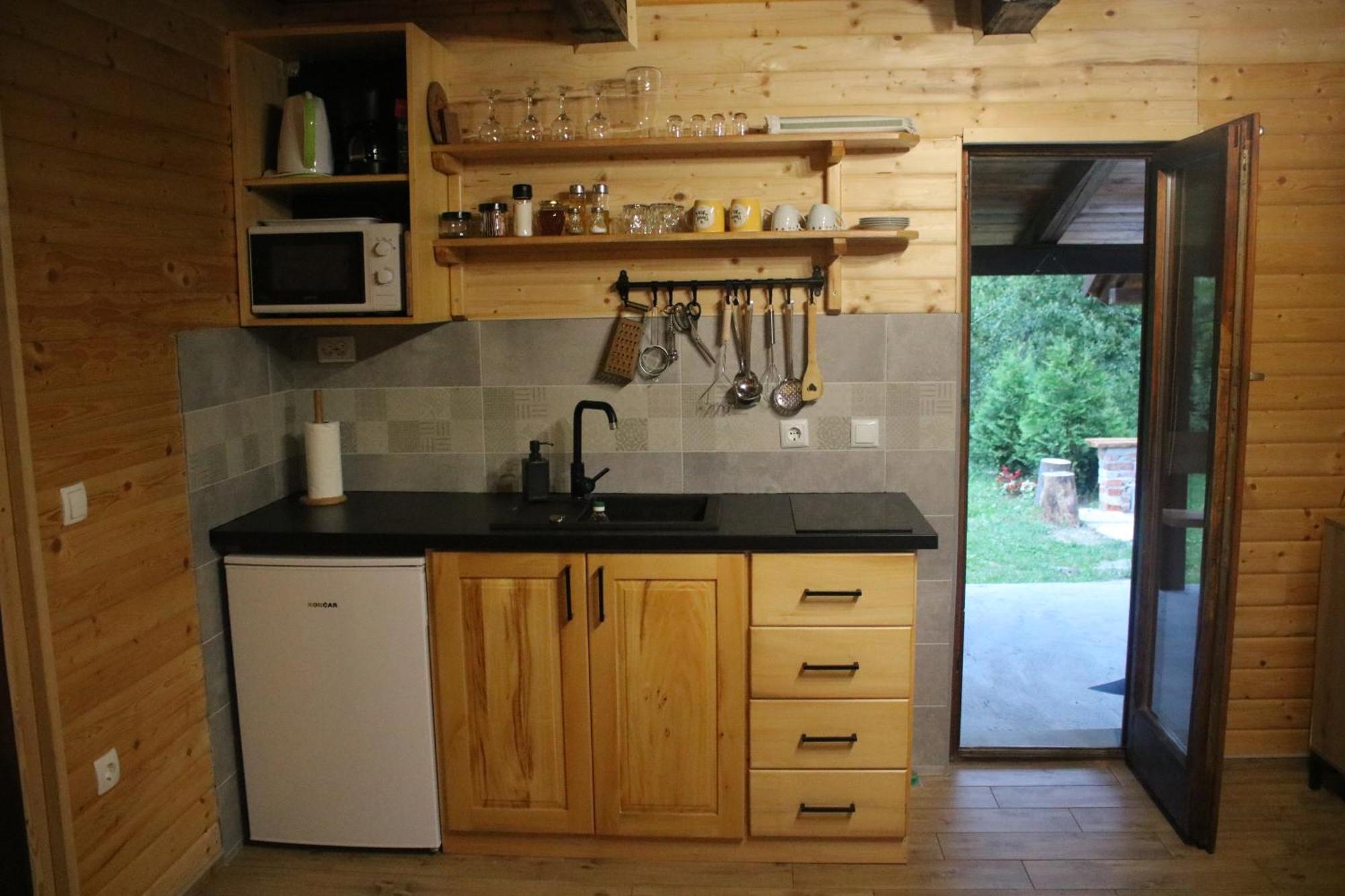 Holiday Home The Hive Slunj Exterior photo